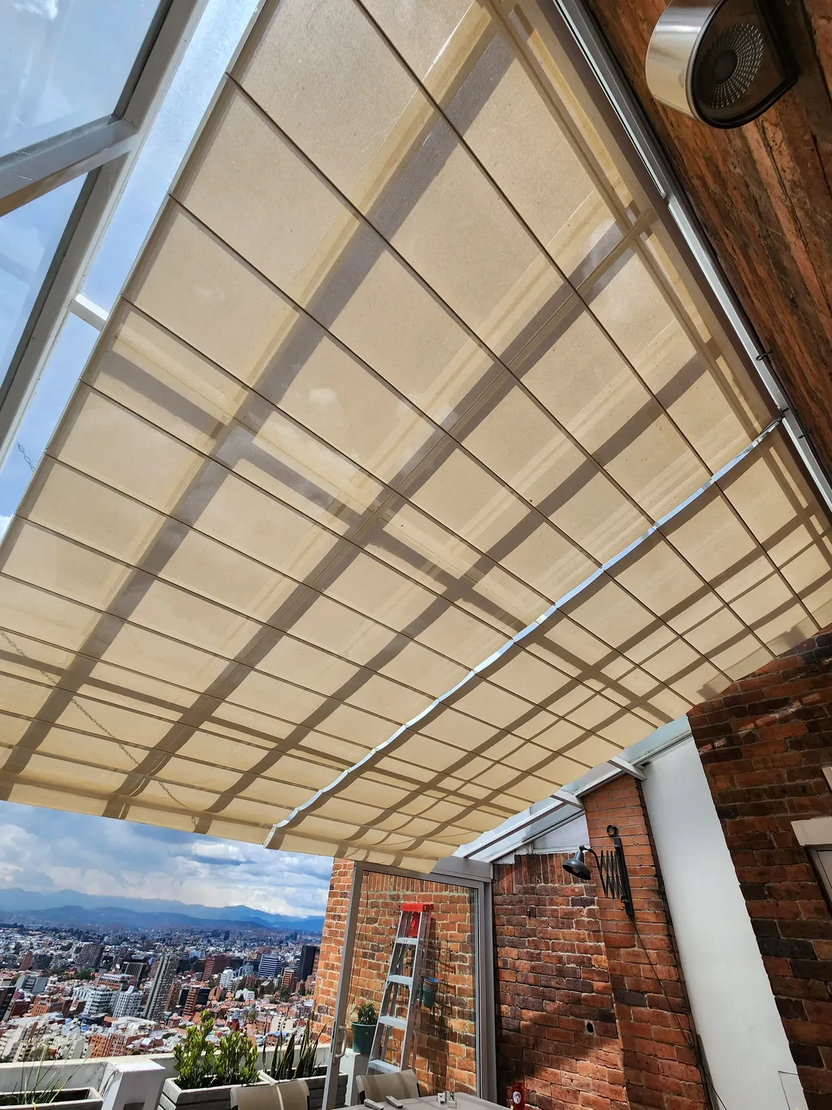 Cortina para claraboya — Romana para claraboya — instalación 4