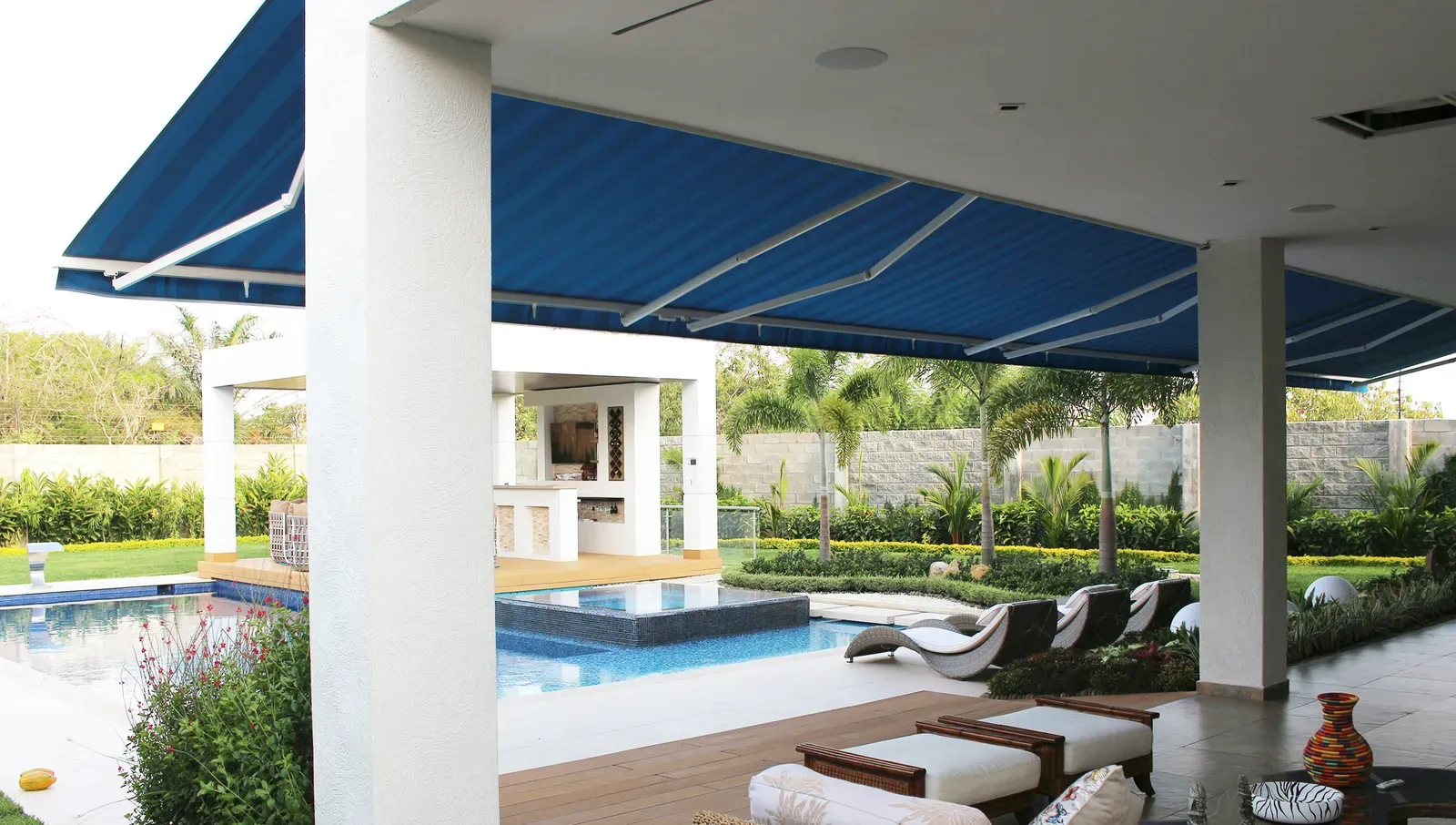 Toldo Brazos Extensibles — instalación 9