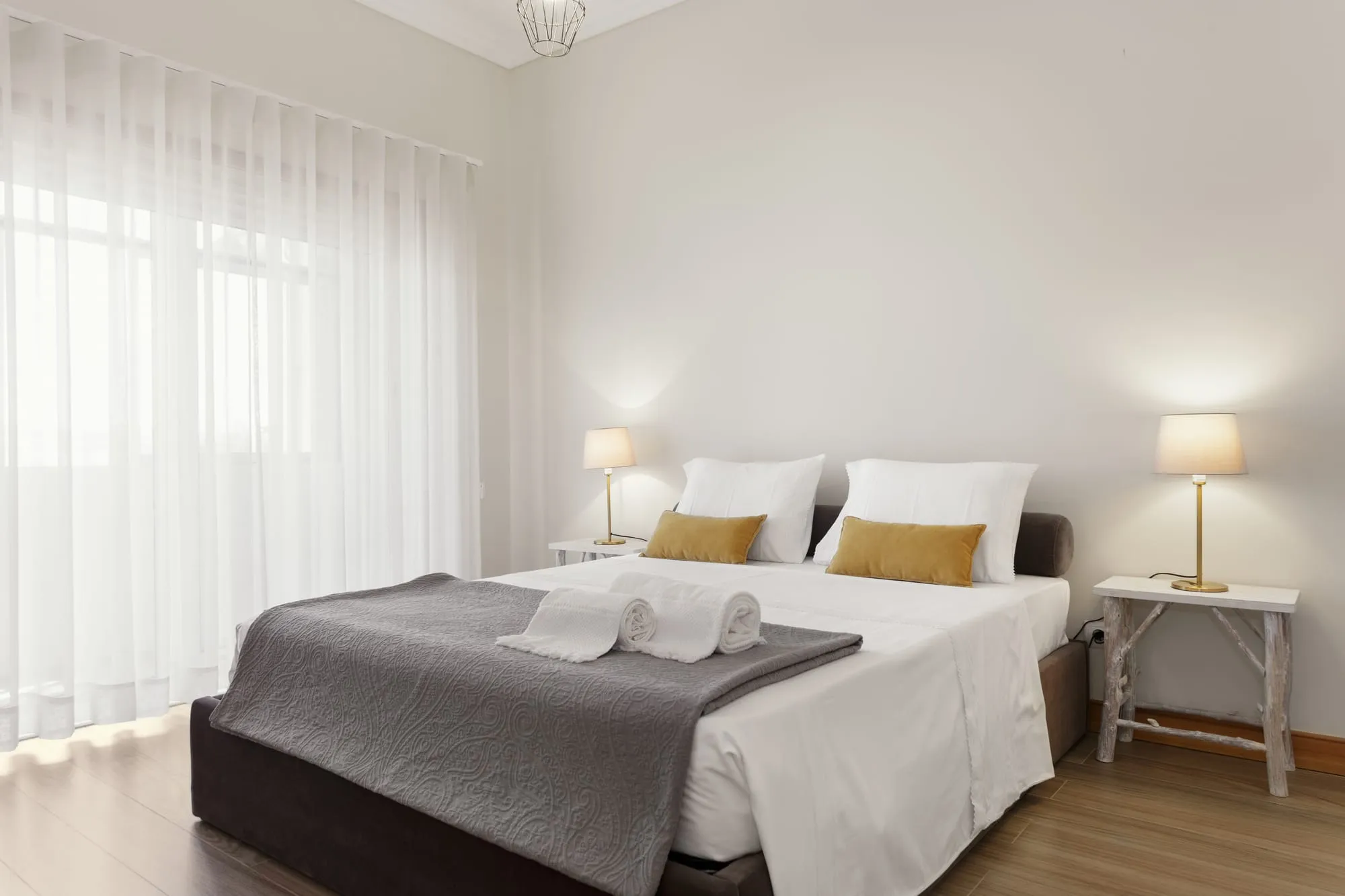 Cortinas y Persianas